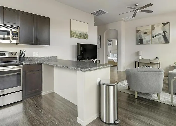 Apartment Landing Modern With Amazing Amenities Tucson
